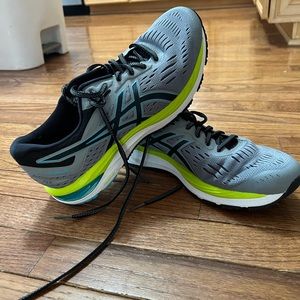 Reebok size 11.5 tennis shoes, never worn